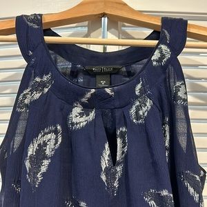 White House Black Market - Silk Sleveless Top w/ Silver Threaded Detail